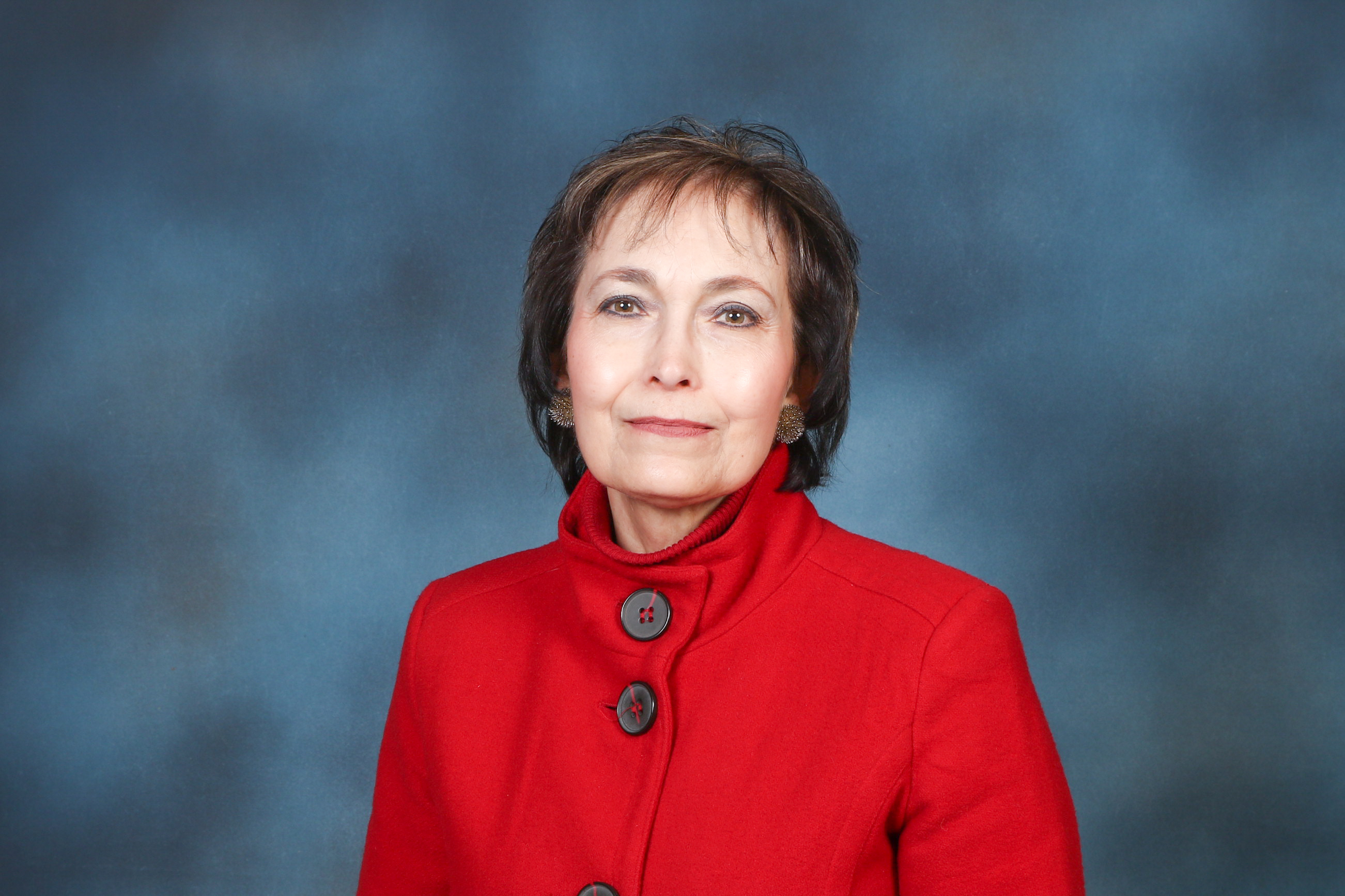 Mrs Lorraine Erasmus